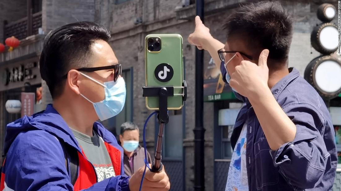 Why this doctor and nurse are now TikTok famous