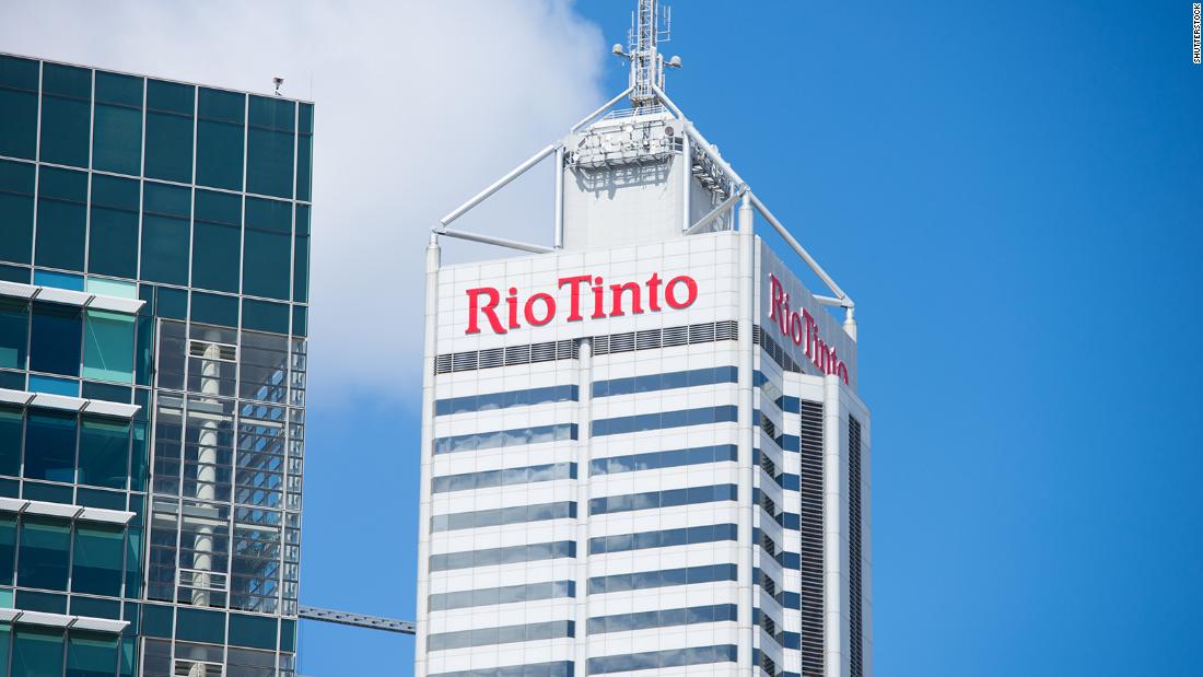 Rio Tinto: miner apologizes for blowing up a 46,000-year-old sacred indigenous site in Western Australia

