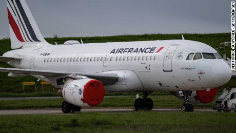 France pledges $17 billion to keep Europe in the aerospace race