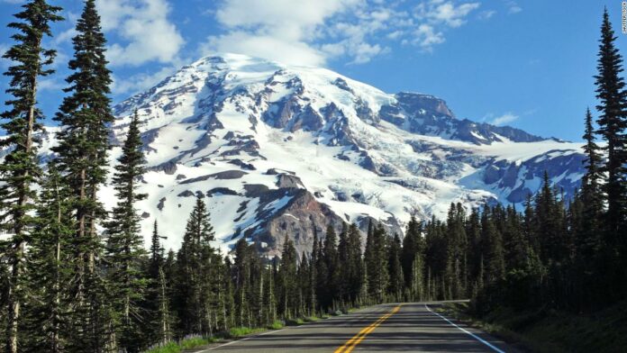 Mount Rainier: The body of one of three missing men has been found