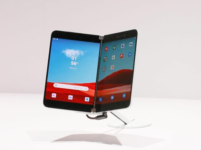Microsoft Surface Duo vs. its foldable rivals: Galaxy Z Fold 2 and Razr specs compared