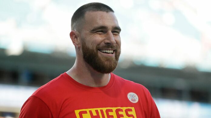 Chiefs, Kelce agree to 4-year, $57.25M extension