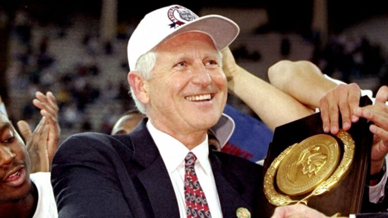 Corridor of Fame basketball coach Lute Olson dies at 85