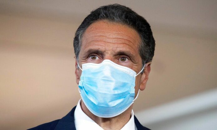 Cuomo, other governors mum on quarantine rules after CDC drops recommendation
