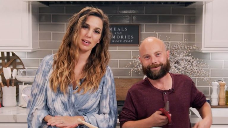 ‘Even Stevens’ Christy Carlson Romano and ‘Beans’ reunite