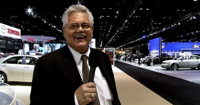 Death of iconic suburban auto dealer Bob Rohrmann