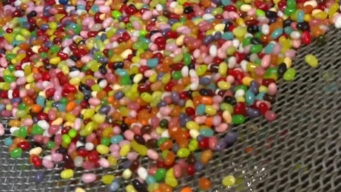 Jelly Belly founder, Candy Factory, to offer cash prizes for nationwide treasure hunts

