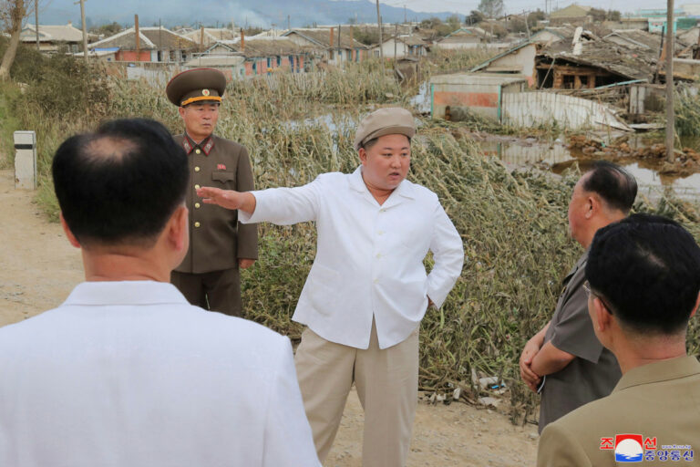 Kif Jong Un fires a top official visiting the typhoon-hit areas