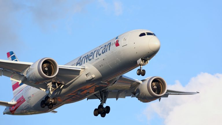 New Hampshire mom says she was kicked off a flight after refusing a 2-year-old mask: report