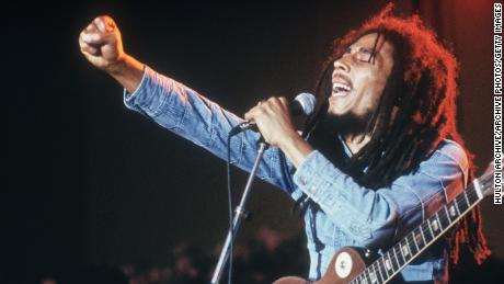 New & # 39;  Redemption song & # 39;  The video celebrates Bob Marley's 75th birthday 