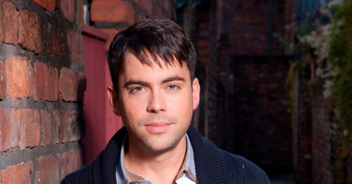 Former Coronation Street star Bruno Langley has released a single

