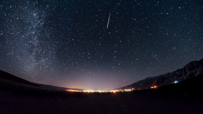 Here's when to look at tonight's Leonid meteor shower

