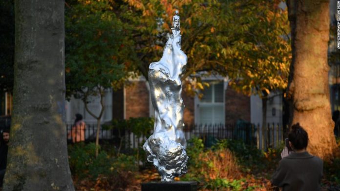 Mary Walstoncraft Craft Statue: Public Reaction to Nude Female Statues in London

