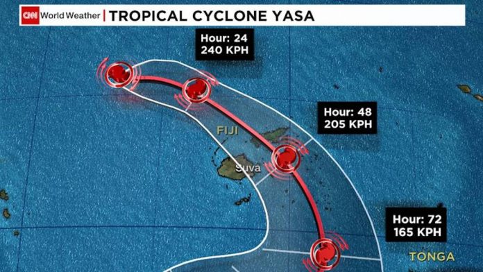 Cyclone Yasa: Powerful hurricane-force winds heading for Fiji

