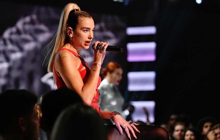 Dua Lipa urges support for those struggling with their mental health