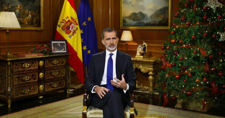 Spanish king Felipe indirectly criticized Juan Carlos royalty