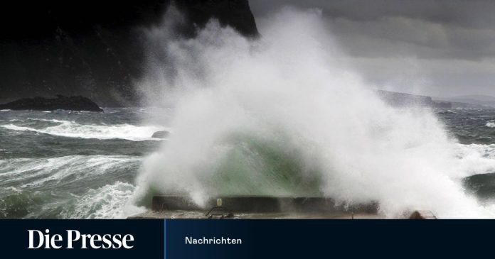 One killed by Hurricane Malik in Scotland - Denmark gearing up

