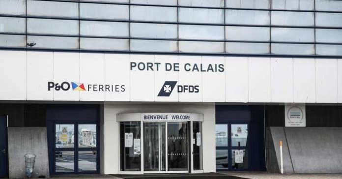 Paris criticizes London: too few Ukrainian refugees welcome, crisis at Calais port - News

