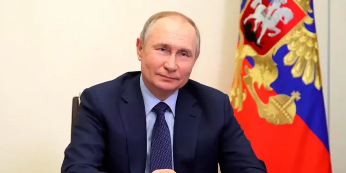"Ils essaient d'annuler notre pays entier": quand Poutine compare la Russie à J.K Rowling