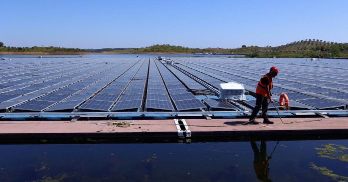 Europe's largest floating solar power plant becomes operational

