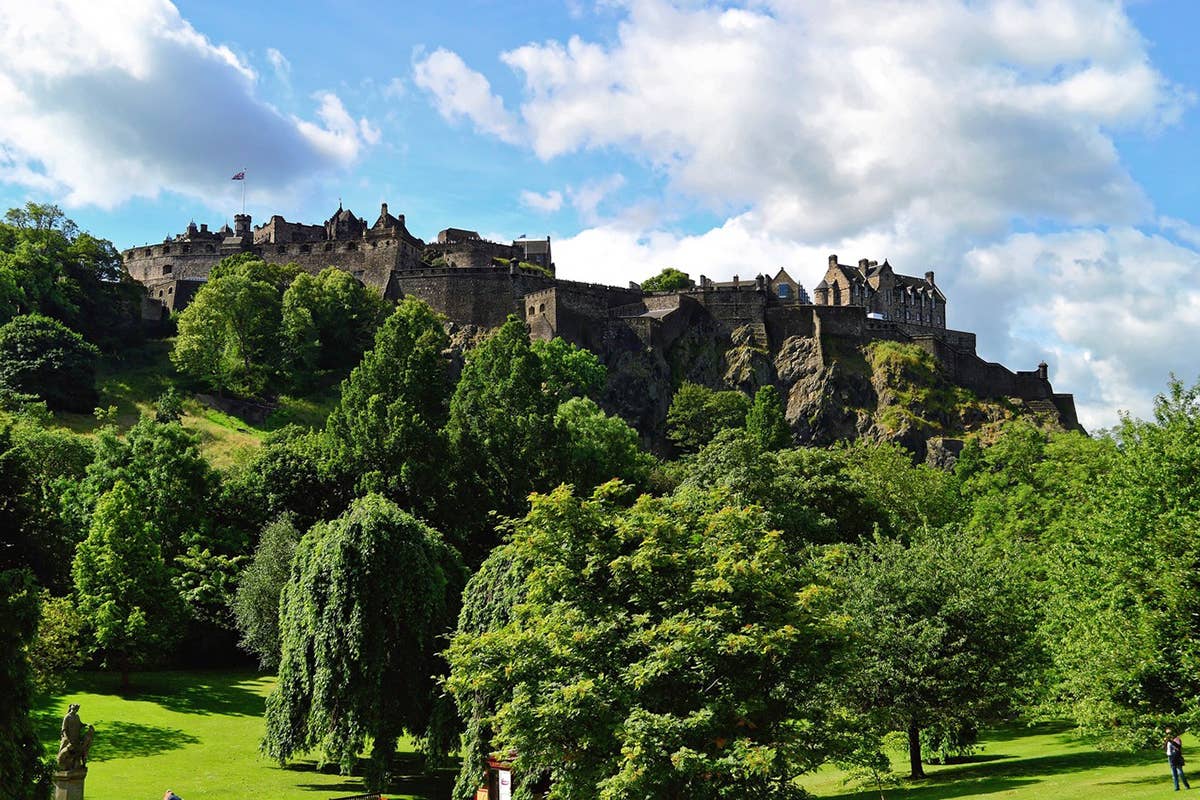 Edinburgh Castle Castles, legends, haunted lochs and queens - welcome to Scotland