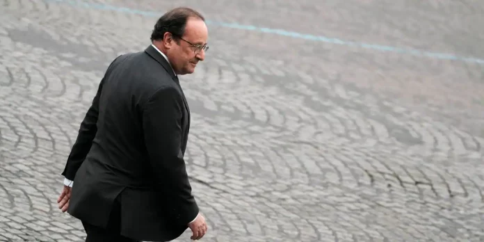 François Hollande annonce qu'il ne sera pas candidat aux élections législatives et tacle le PS