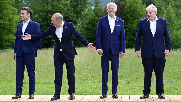 G7 leaders mock Putin

