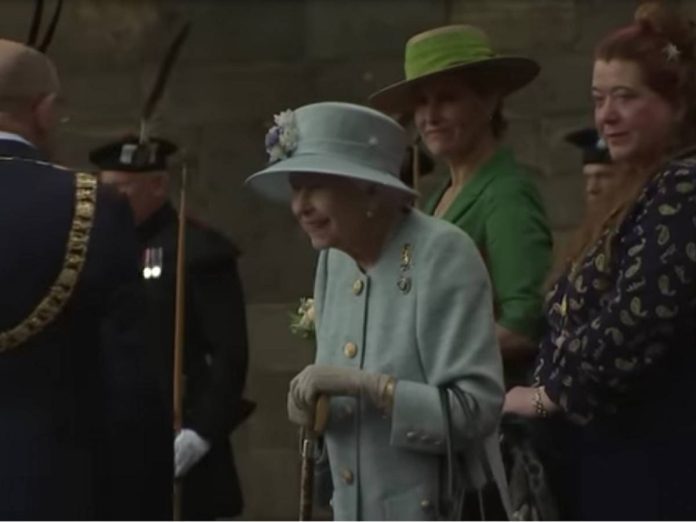 Queen Elizabeth arrives in Scotland for Royal Week

