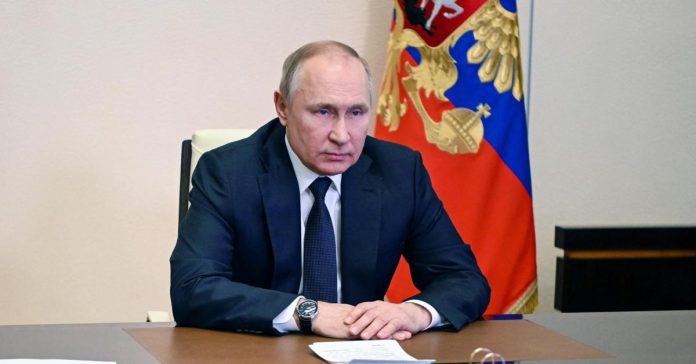Vladimir Putin announced that the Russian fleet would acquire a new hypersonic missile 