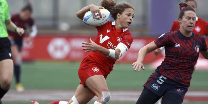 Rugby Federation bans transgender people from women's competitions

