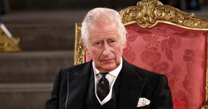  Charles III sick?  These worrying pictures of his hands... (Photo)

