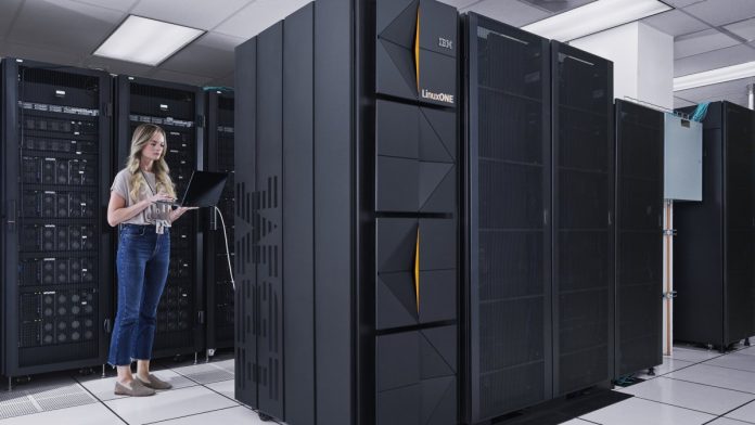 Exclusively with Linux: IBM Introduces Its New Mainframe

