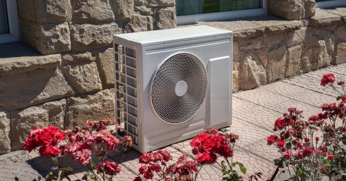 Heat pumps in old buildings: Homeowners have to pay attention to this

