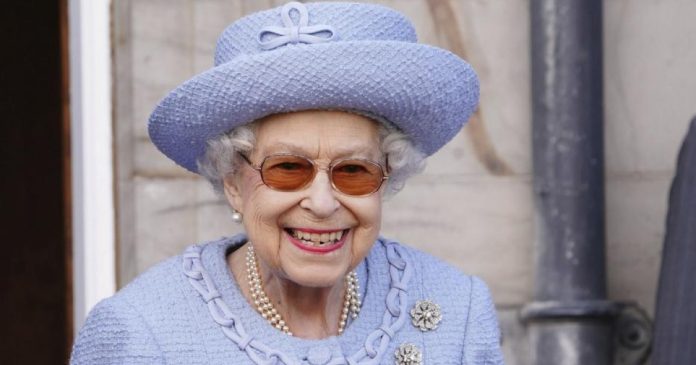 Queen Elizabeth Dies at Balmoral, 