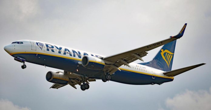Ryanair flight didn't go as planned, passengers forced to land in wrong country: 'What a shameful service...'

