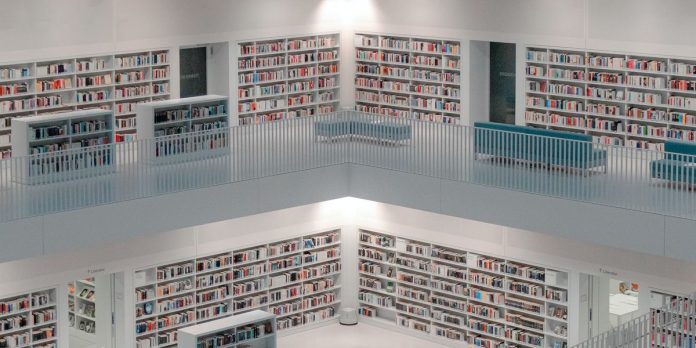 What is the Future Library in Oslo with books to be read in 2114?

