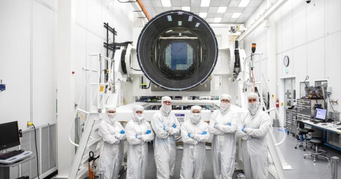 This is the world's biggest camera

