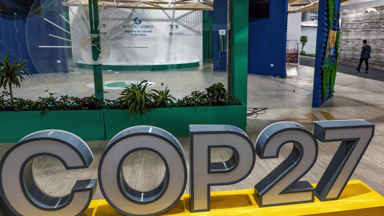 After tense negotiations, COP27 delivered an agreement on what was already being criticized as a climate emergency: what decisions were made?