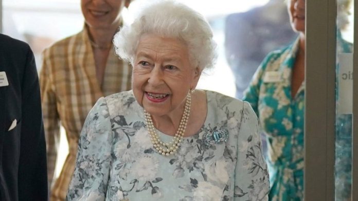 Queen cancels official reception in Scotland

