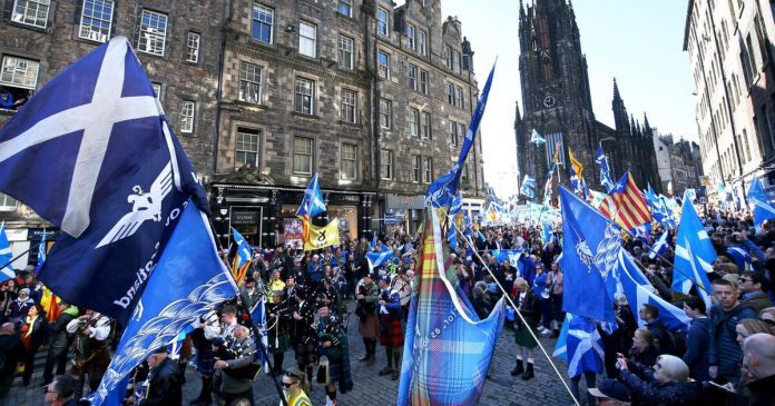 Expert: Court victory for Scottish independence supporters

